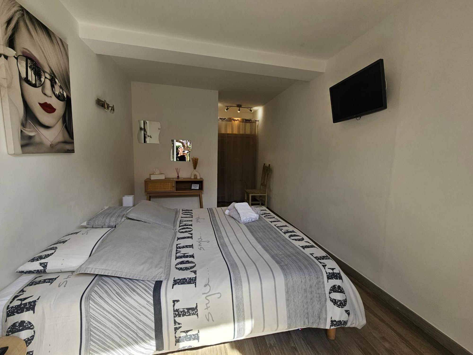 Hotel Chez Louis Les Issambres Zewnętrze zdjęcie
