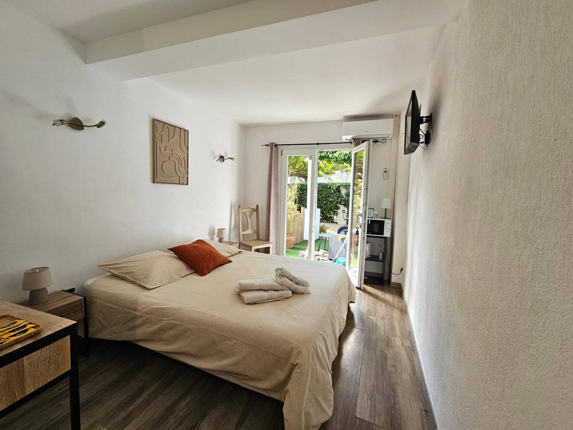 Hotel Chez Louis Les Issambres Zewnętrze zdjęcie